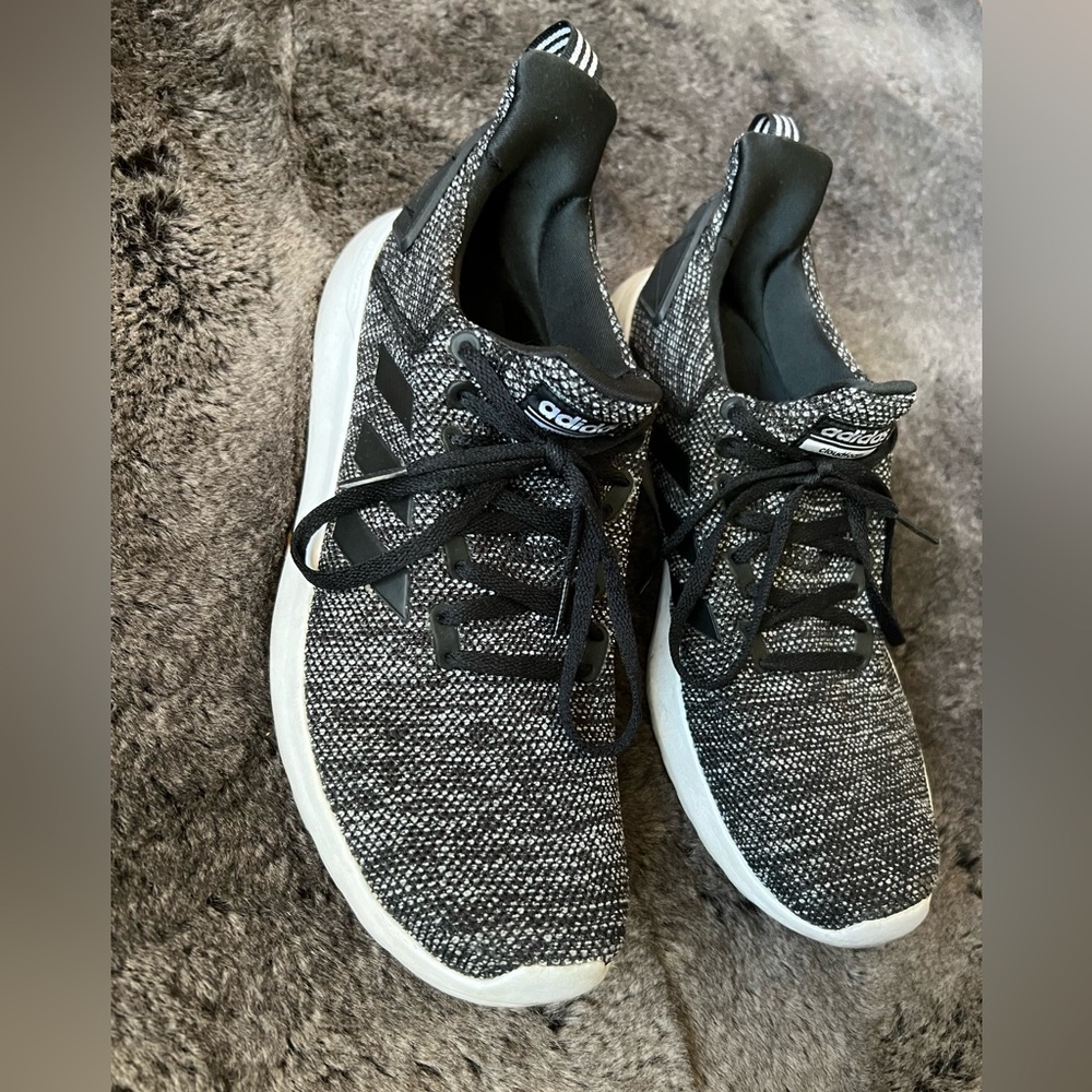 ADIDAS CLOUD FOAM COMFORT ATHLETIC SHOES SIZE 10.5